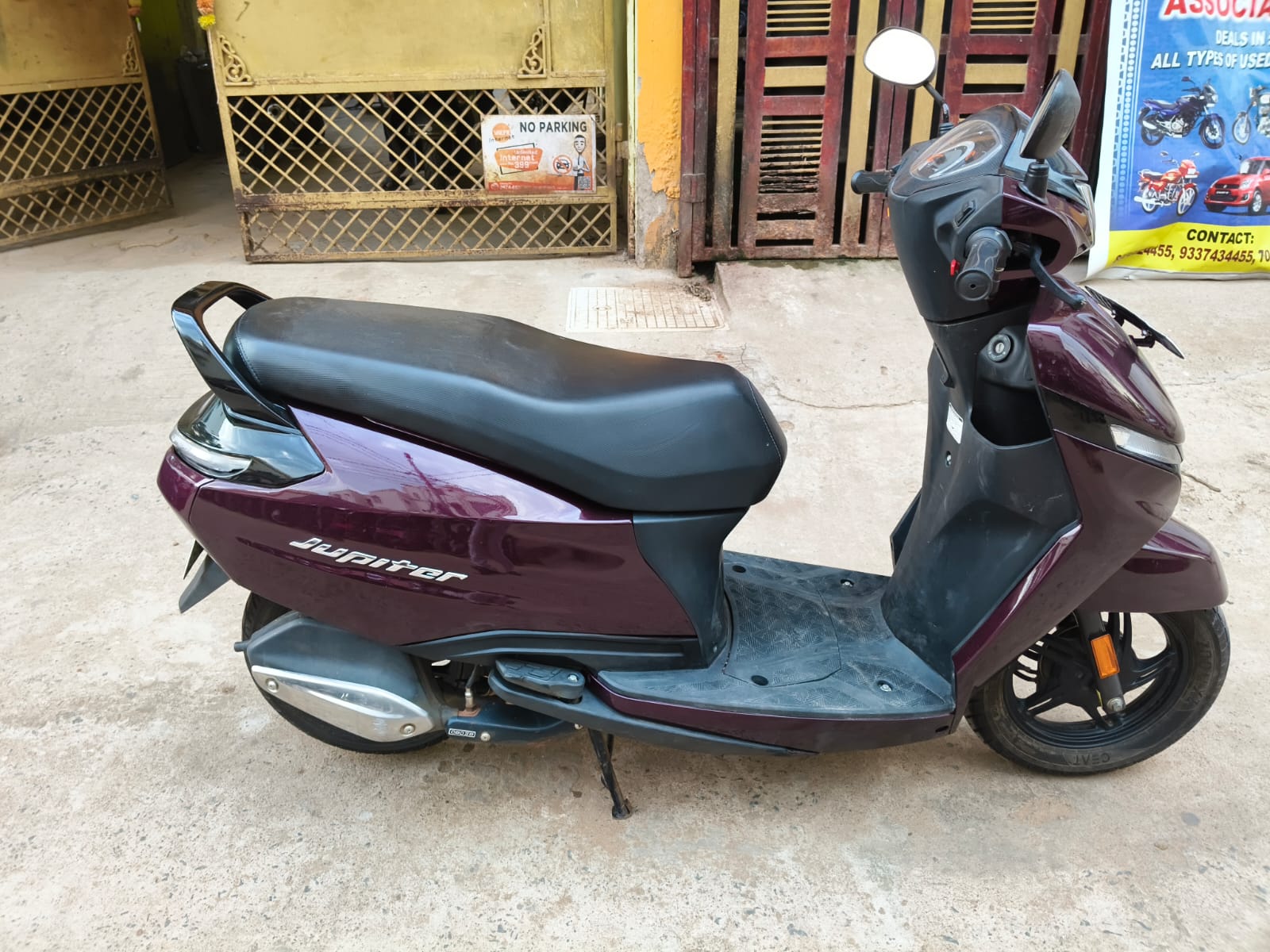 TVS Jupiter